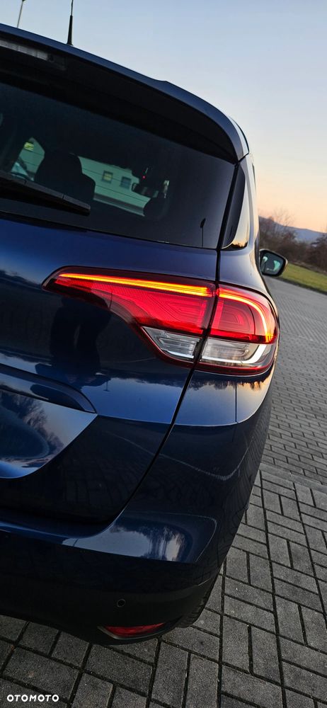 Renault Scenic ENERGY TCe 140 LIMITED - 24