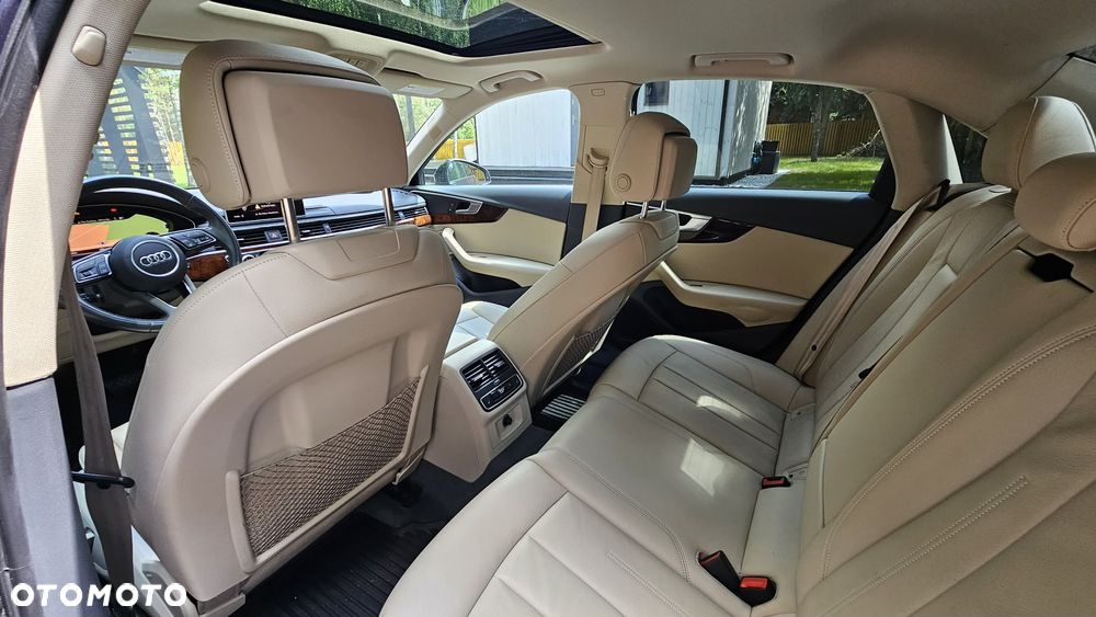 Audi A4 Limousine - 10
