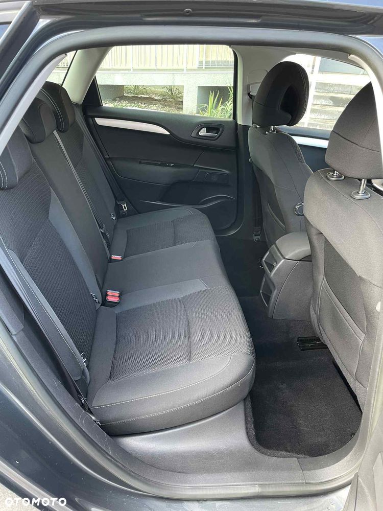 Citroën C4 VTi 120 Attraction - 16