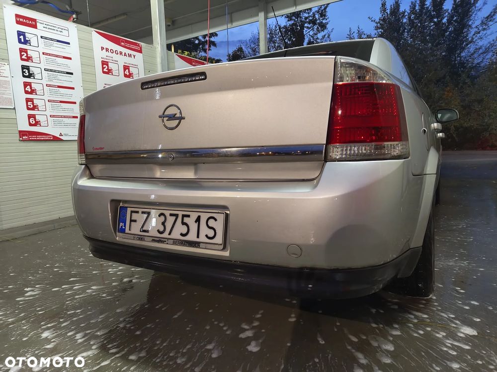Opel Vectra - 8