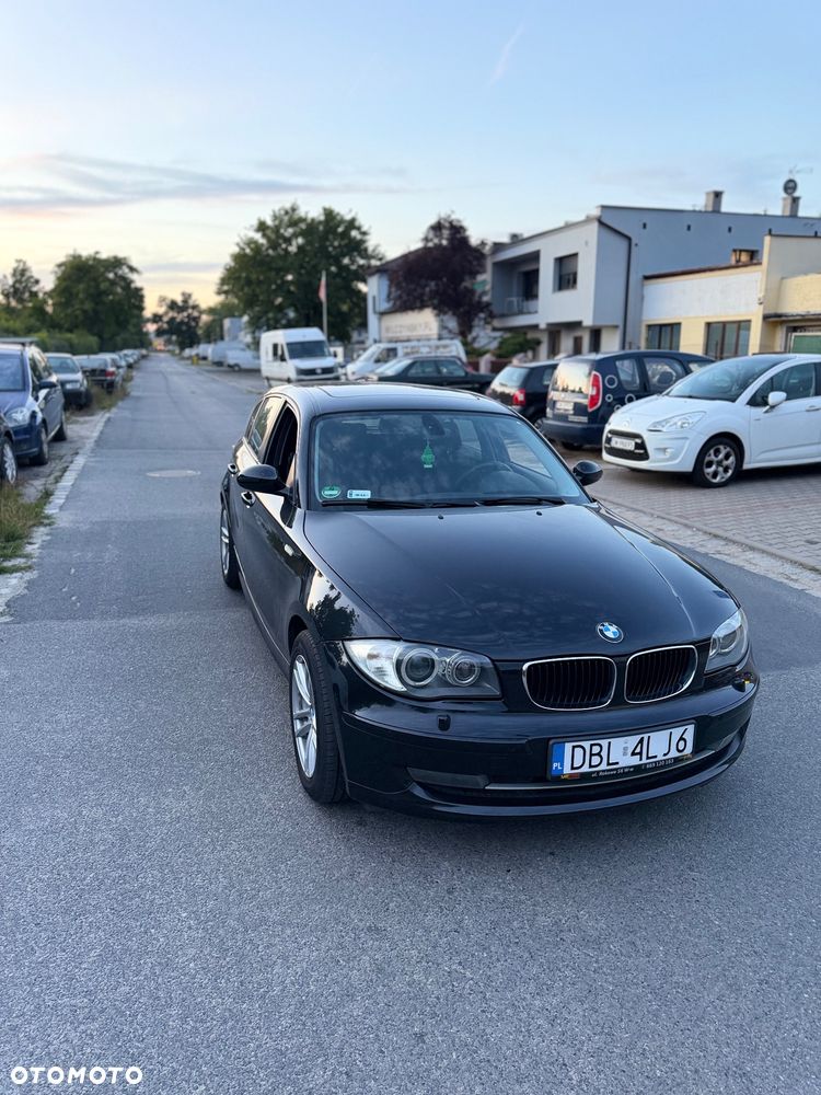 BMW Seria 1 120i - 3
