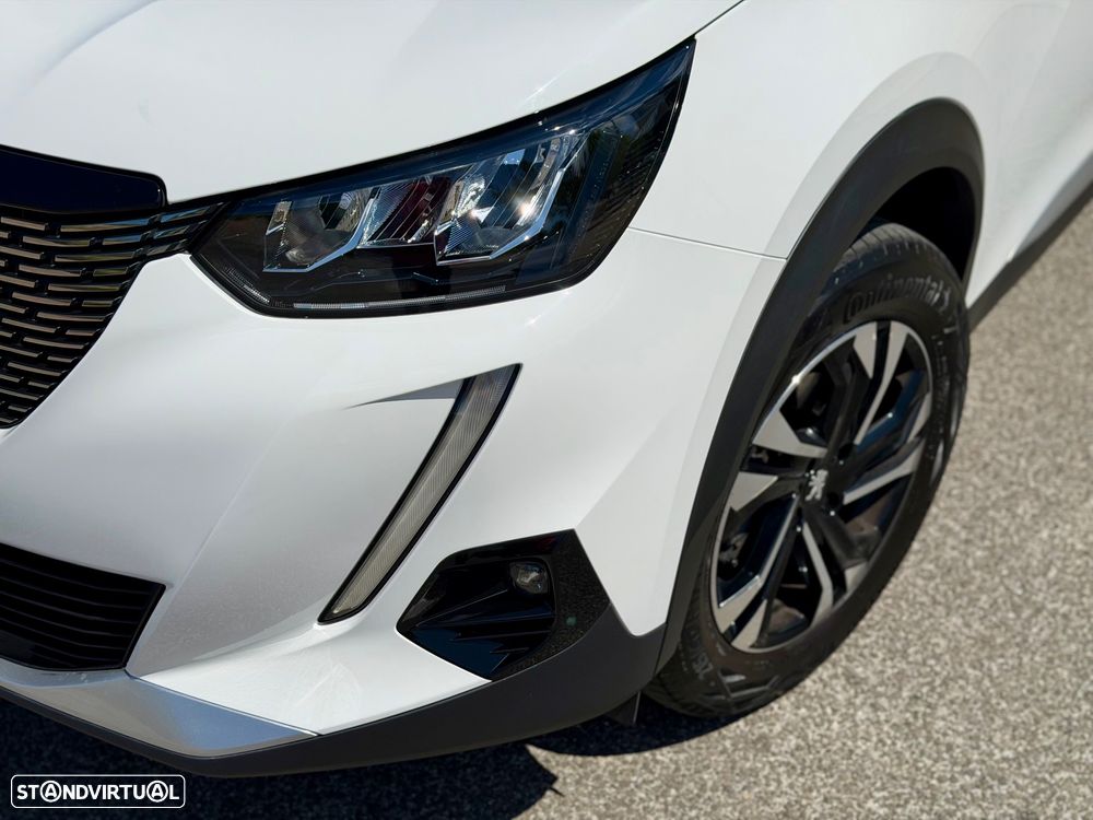 Peugeot 2008 PureTech 130 EAT8 Allure - 2