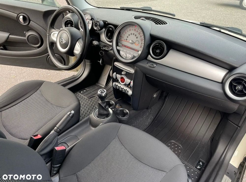 MINI ONE Standard - 7