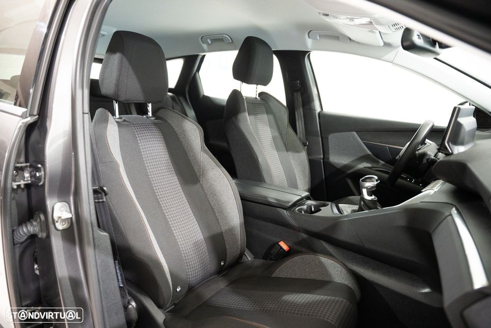 Peugeot 3008 1.2 PureTech Active - 15