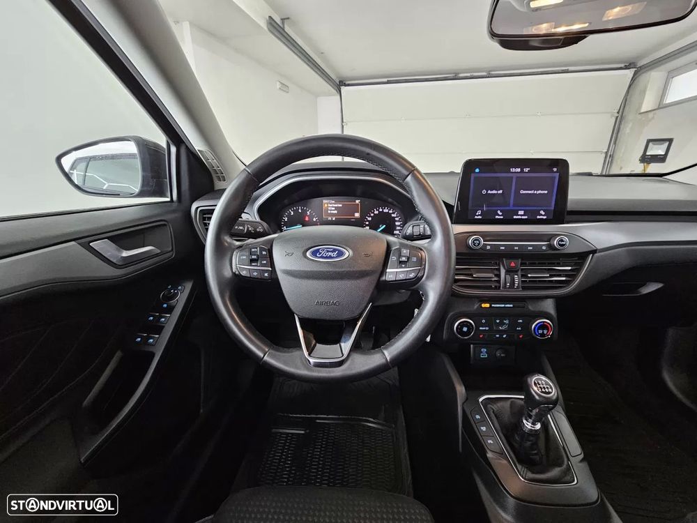 Ford Focus SW 1.0 EcoBoost Connected - 29