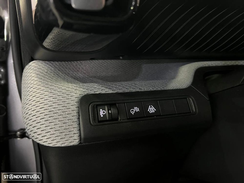 Citroën e-C3 44 kWh Autonomia Conforto Max - 32