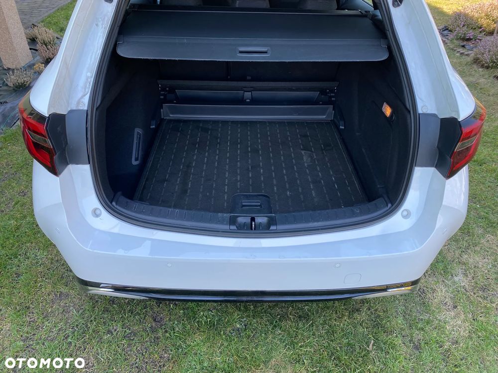 Toyota Corolla 2.0 Hybrid Comfort - 4