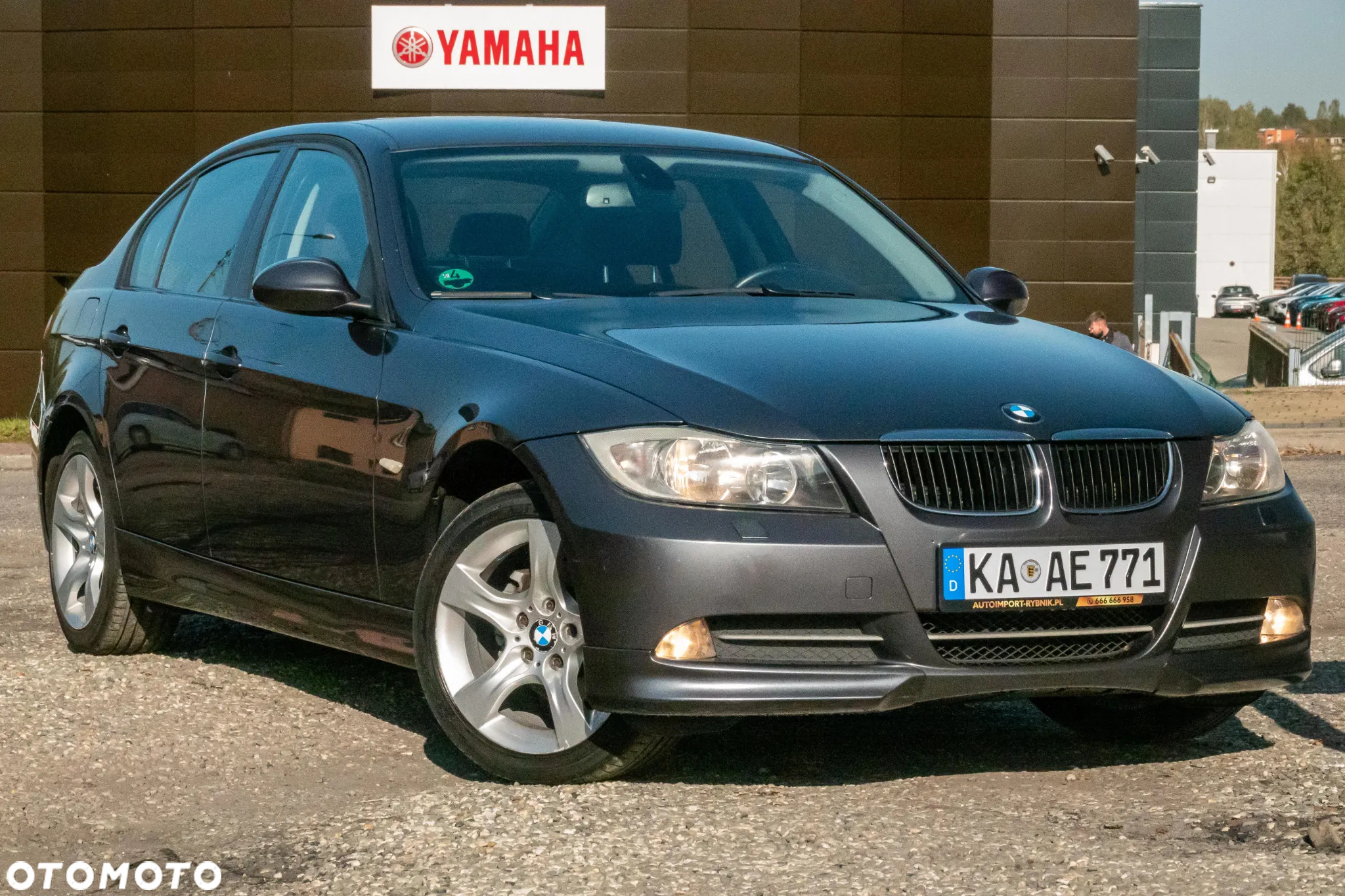 BMW Seria 3 318i - 2
