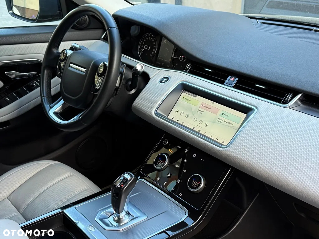 Land Rover Range Rover Evoque TD4 Sky View - 32