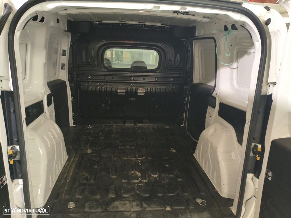 Fiat Doblo Cargo 1.6 MJ SX 3L - 8