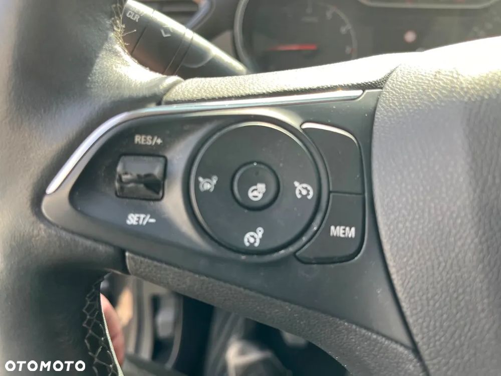 Opel Crossland 1.2 Business Elegance - 14