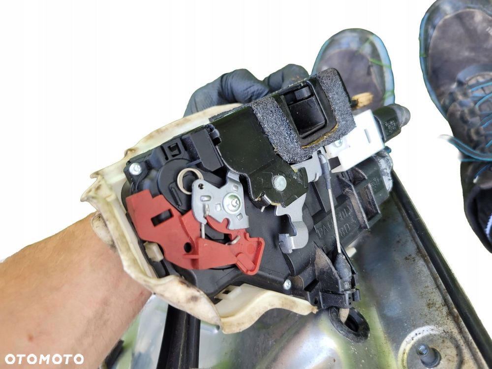 VW PHAETON II LIFT ZAMKI DOCIAG DOCIAGI BLACHY KOMPLET EUROPA SOFTCLOSE - 4