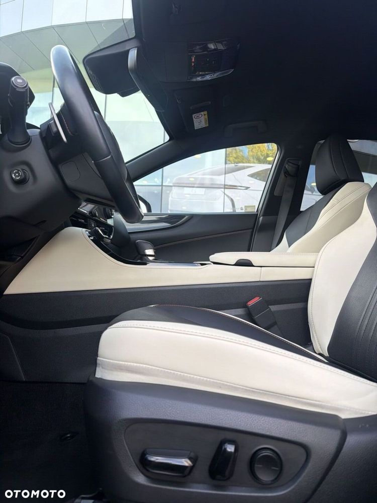 Lexus NX 450h+ Prestige AWD - 9
