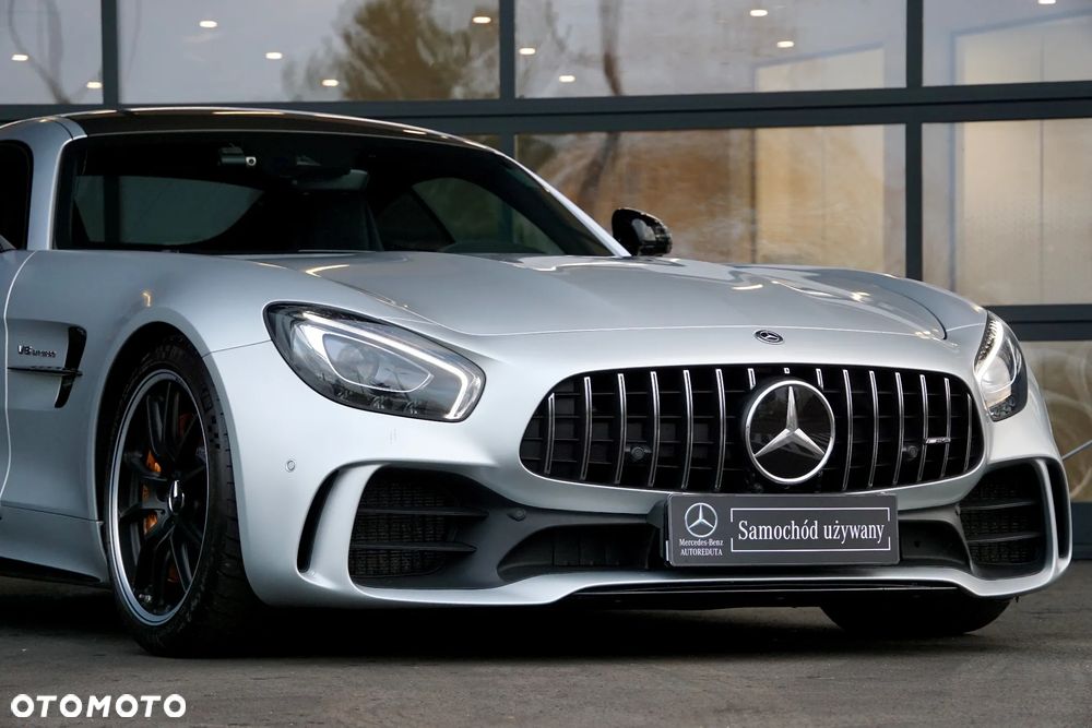 Mercedes-Benz AMG GT R - 16