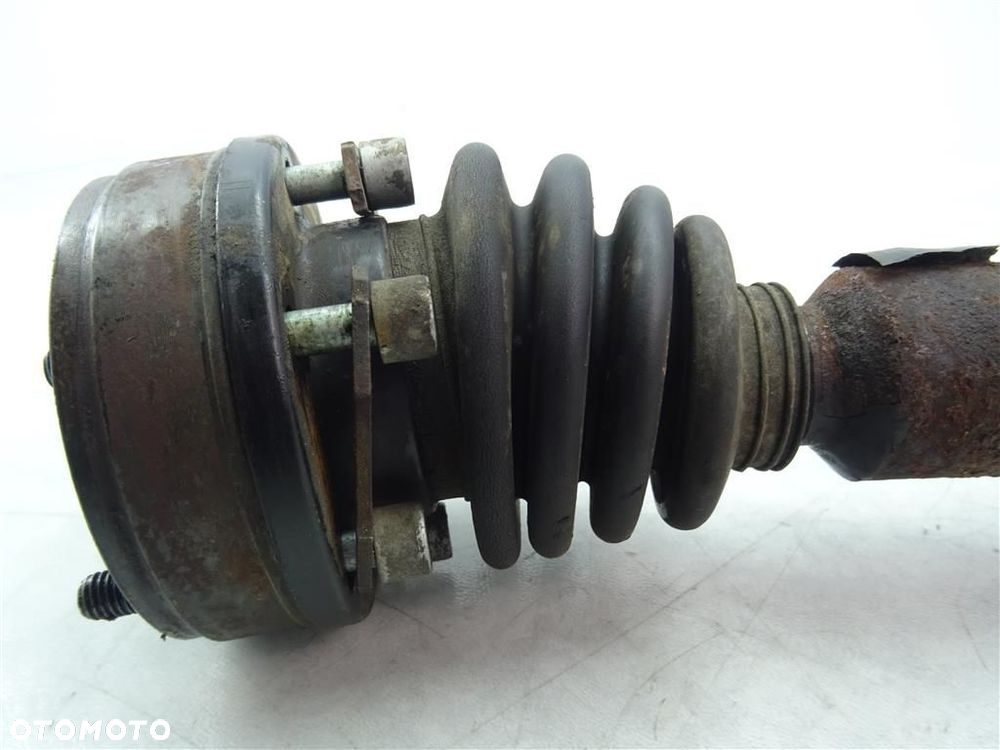 Półoś przód przednia prawa Audi A3 8L 96-03 1.6 B 1.8B 2.0B - 3