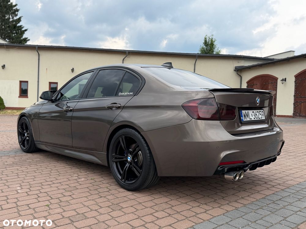 BMW Seria 3 318d Blue Performance Sport Line - 29