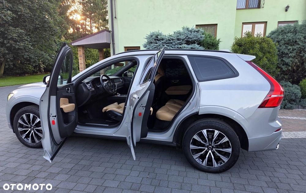Volvo XC 60 B4 D Ultimate Dark - 14