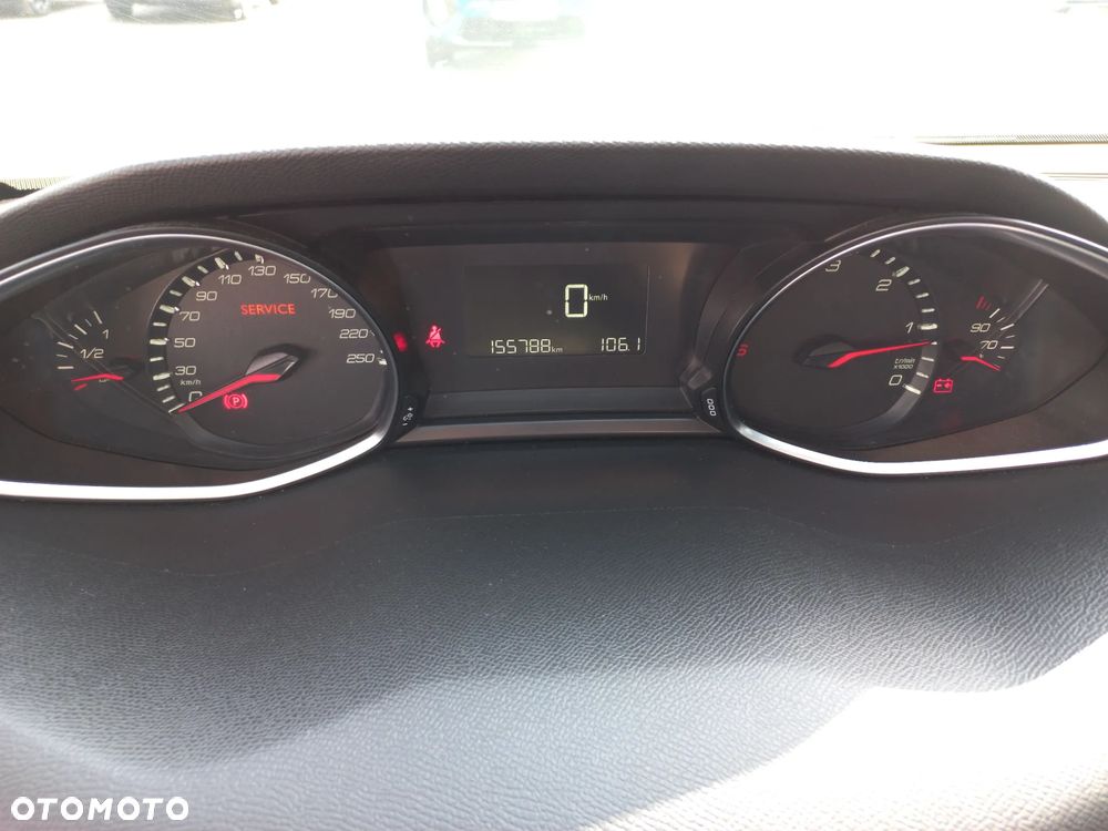 Peugeot 308 1.6 BlueHDi Allure S&S - 14