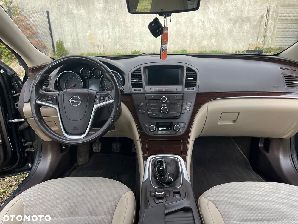 Opel Insignia 2.0 CDTI Cosmo - 11