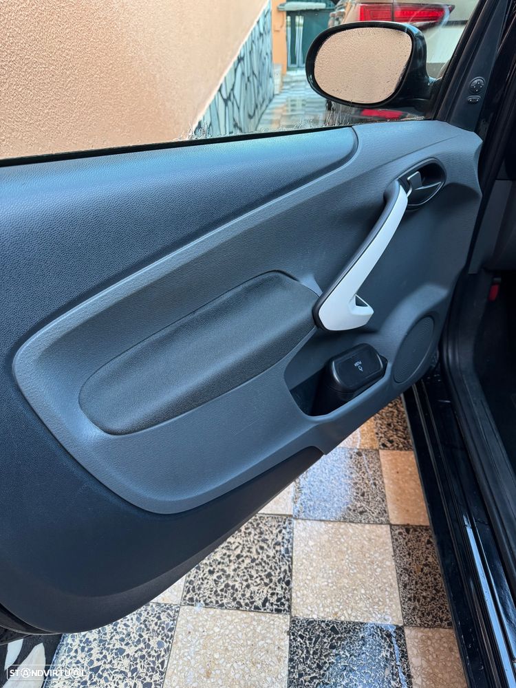 Ford KA 1.2 Tattoo - 18