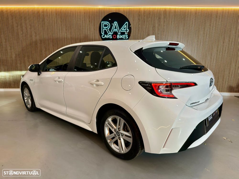 Toyota Corolla 1.8 Hybrid Active - 3
