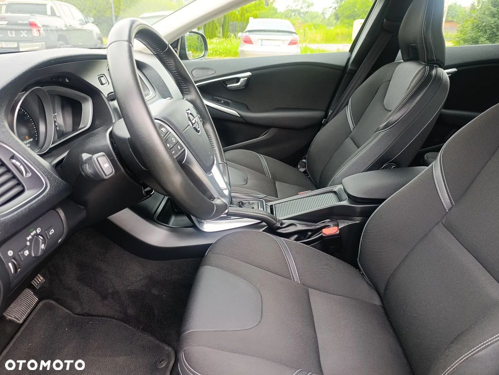 Volvo V40 T3 Geartronic Inscription - 12