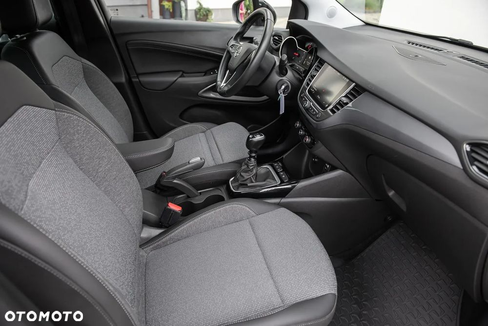 Opel Crossland 1.2 Business Elegance - 28