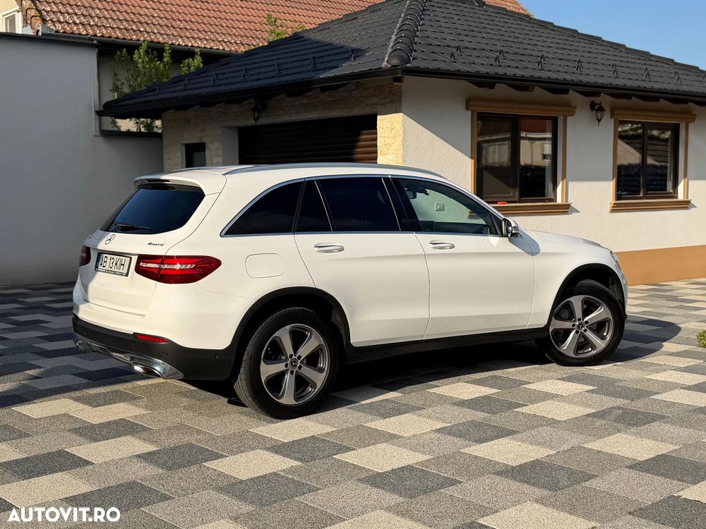 Mercedes-Benz GLC 300 4MATIC 9G-TRONIC Exclusive - 19