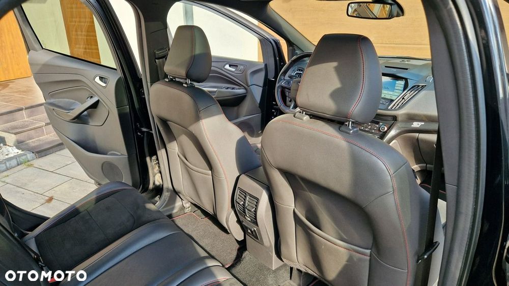Ford Kuga - 17