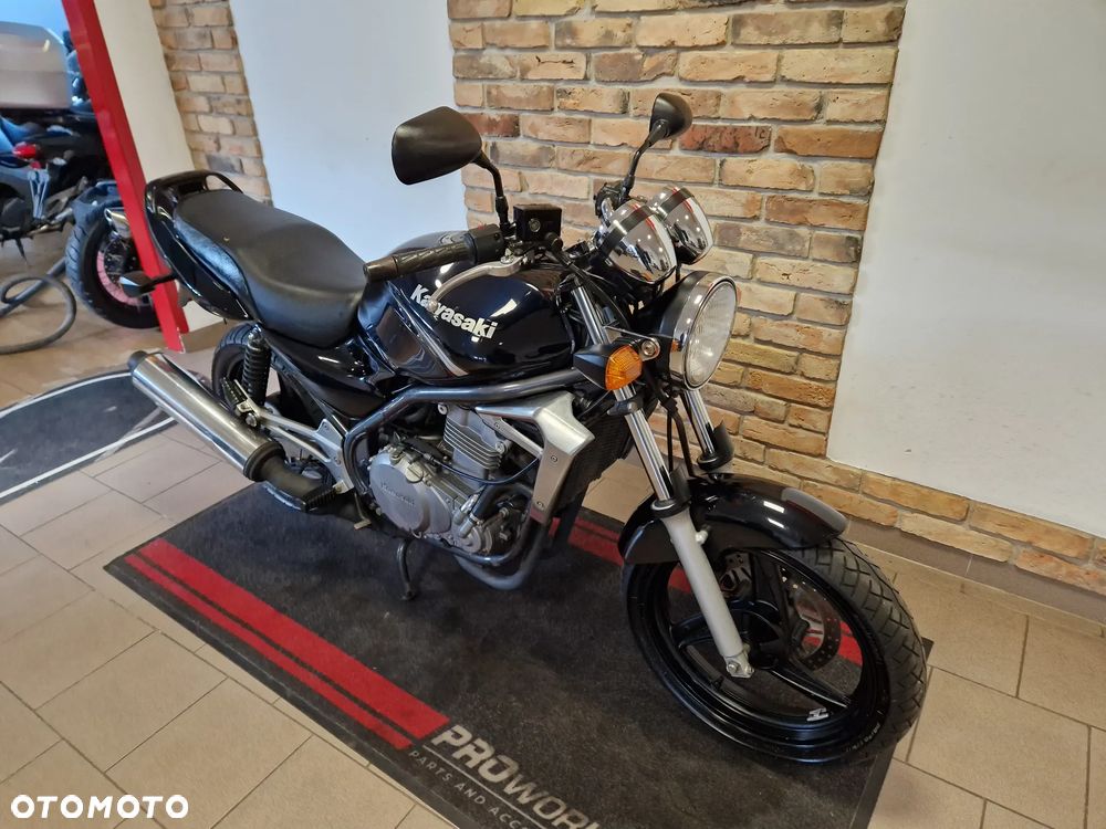 Kawasaki ER - 1