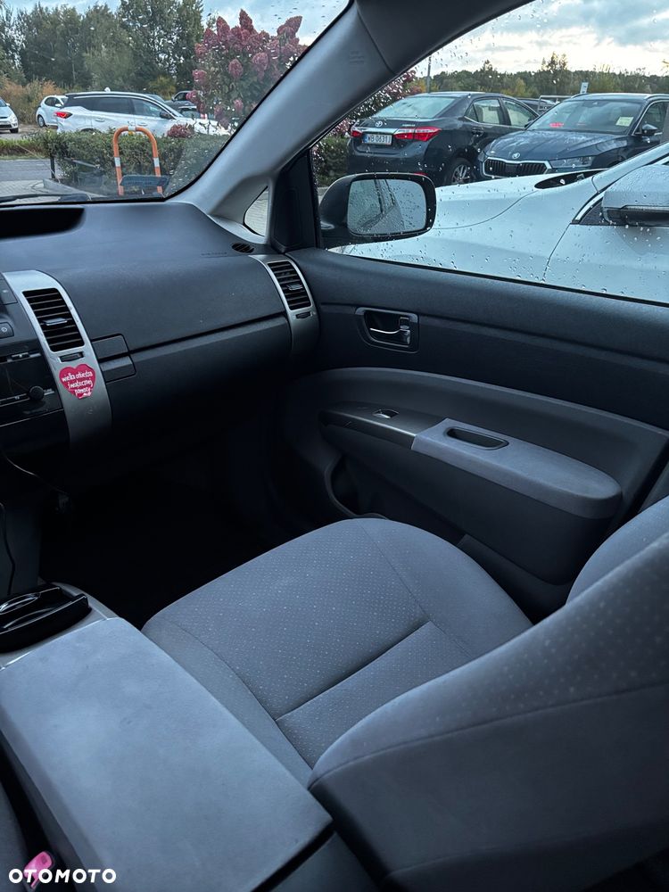 Toyota Prius 1.5 VVT-i Sol - 15