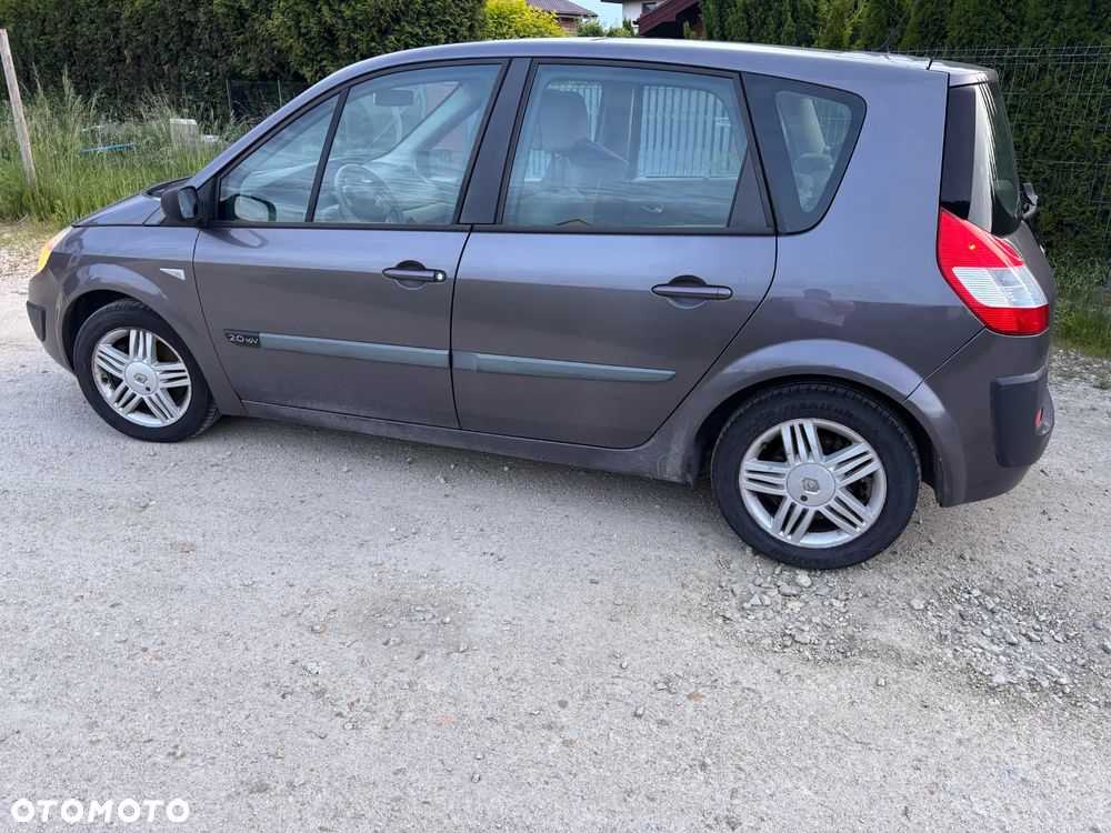 Renault Scenic - 5