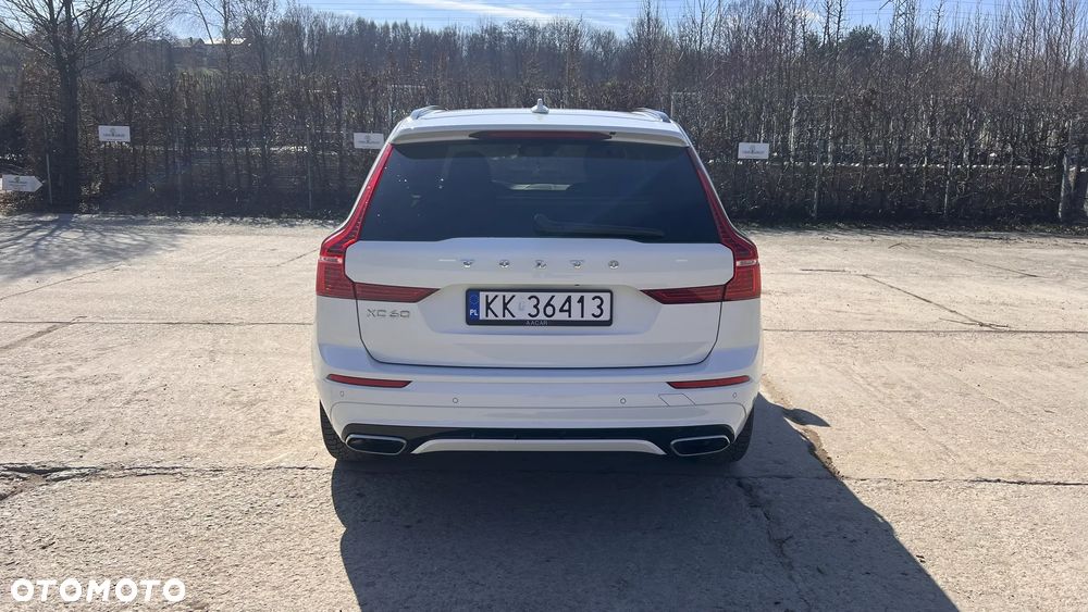 Volvo XC 60 T4 R-Design - 6