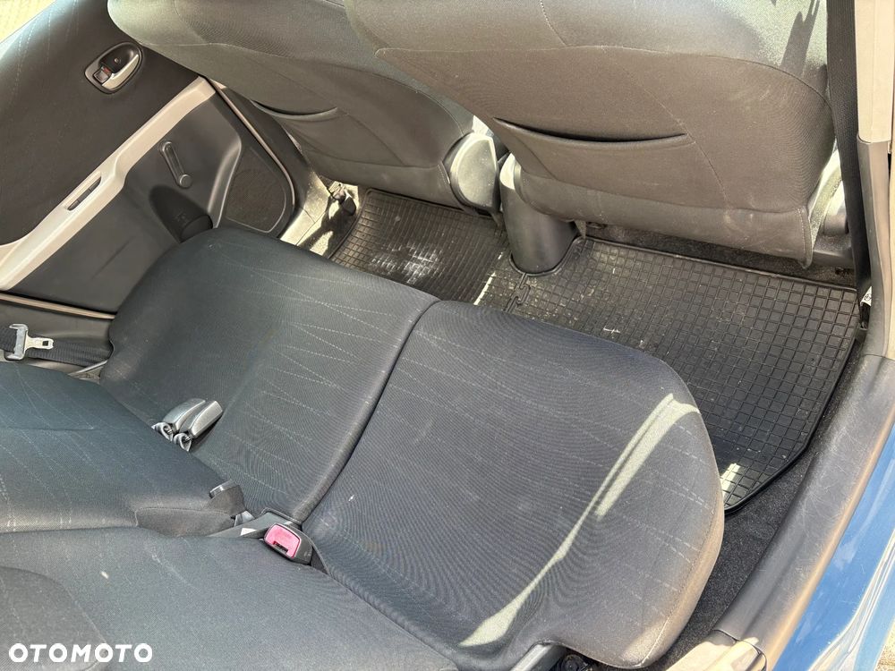 Toyota Yaris 1.3 Luna Premium - 7