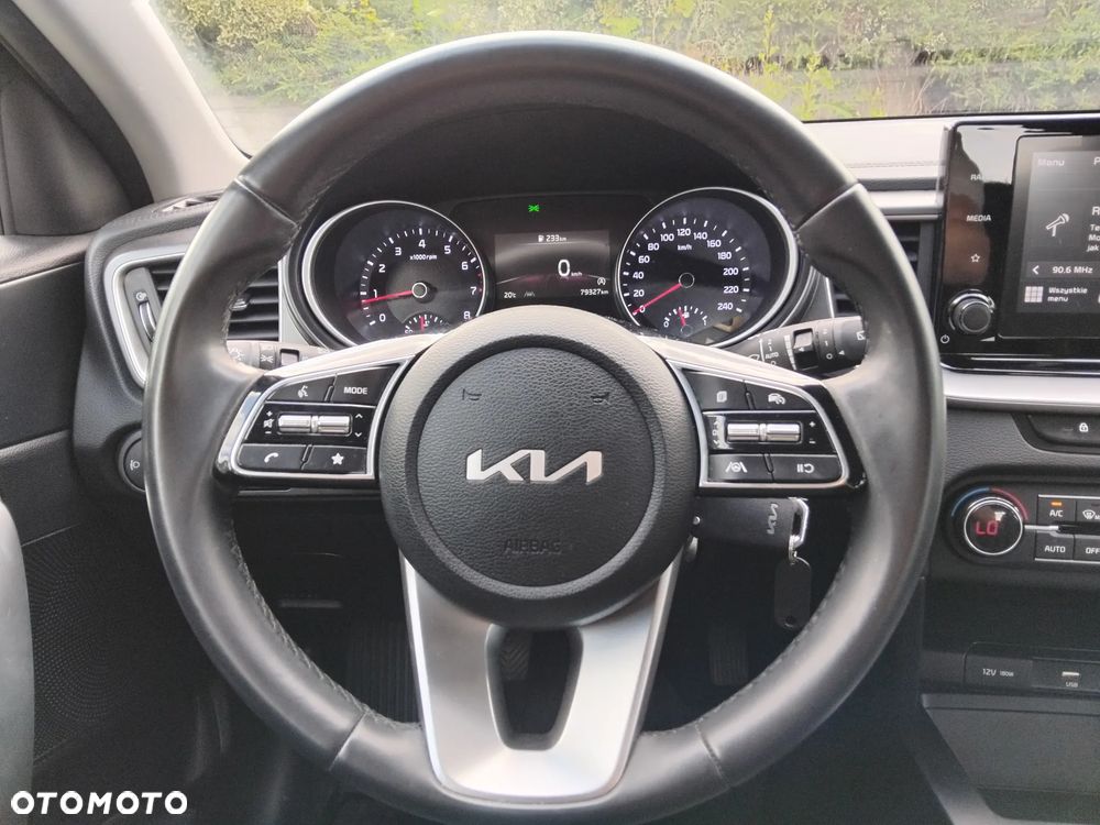 Kia Ceed 1.5 T-GDI M - 8