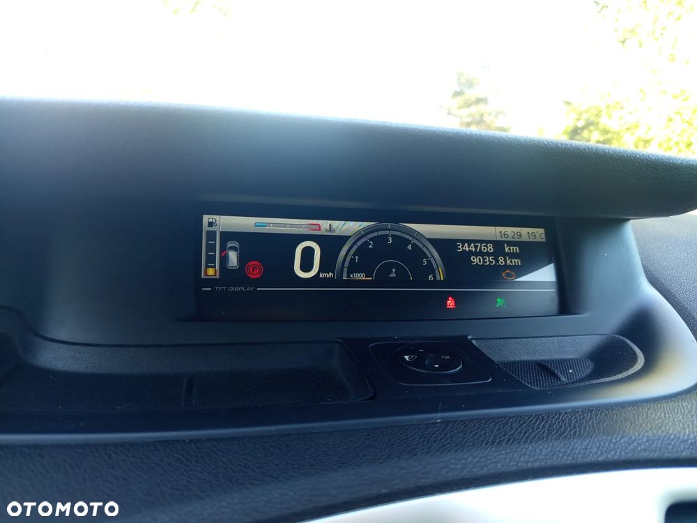 Renault Scenic 1.9 dCi Bose Edition - 35