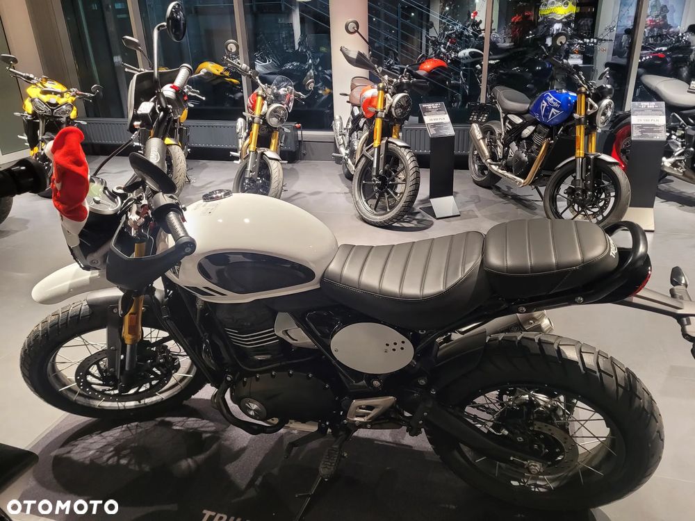 Triumph Scrambler - 6