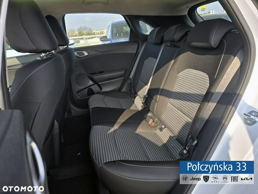 Kia Ceed - 17
