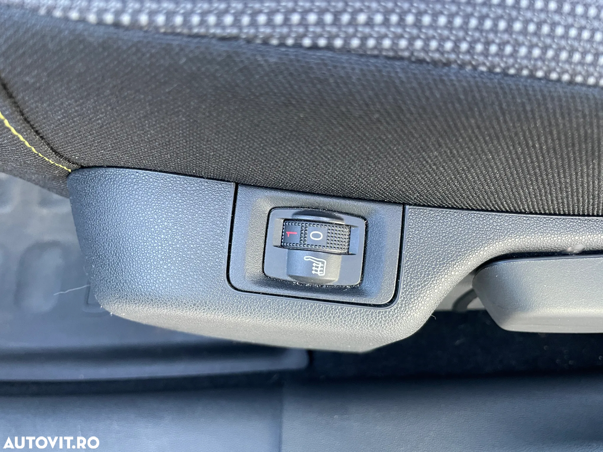Citroën C3 1.2 PureTech S&S EAT6 Shine - 10