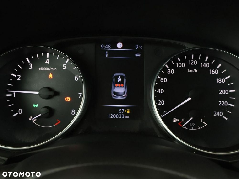 Nissan Qashqai 1.6 DIG-T N-Connecta - 23