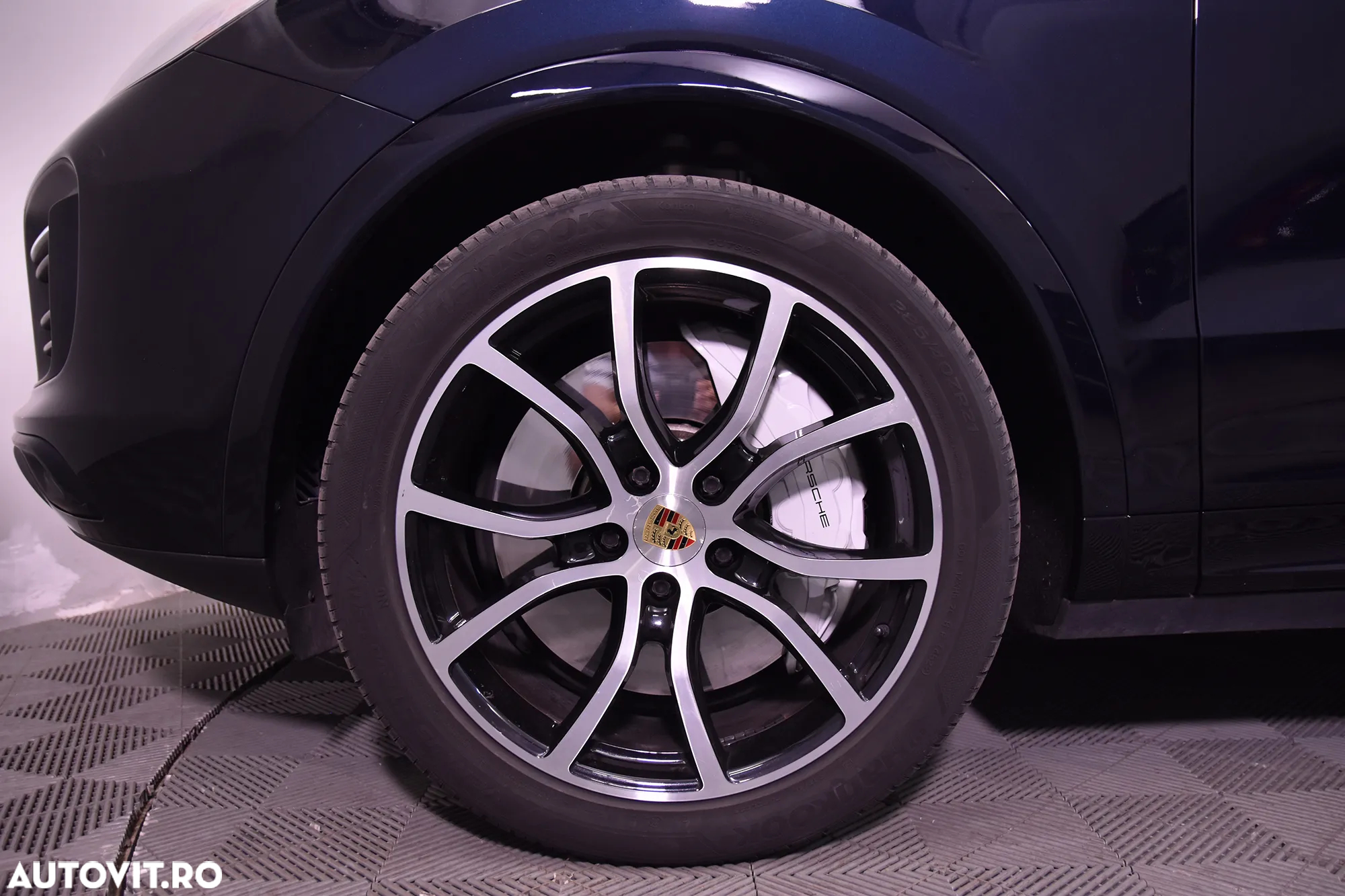 Porsche Cayenne S - 13