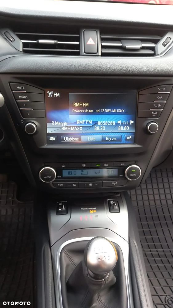 Toyota Avensis - 13