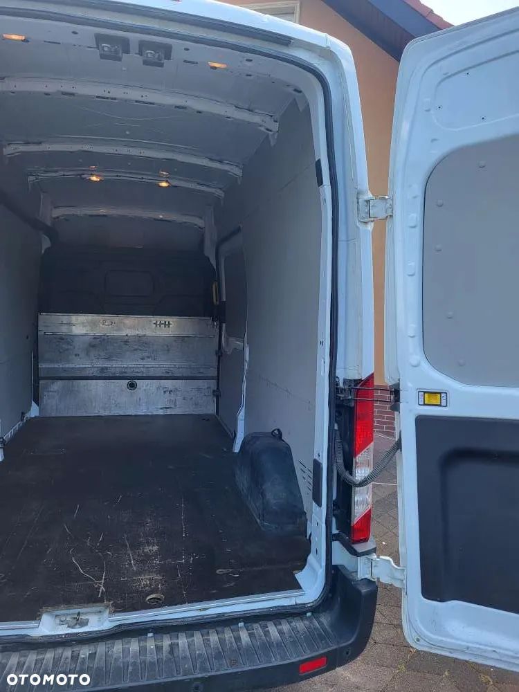 Ford Transit - 19