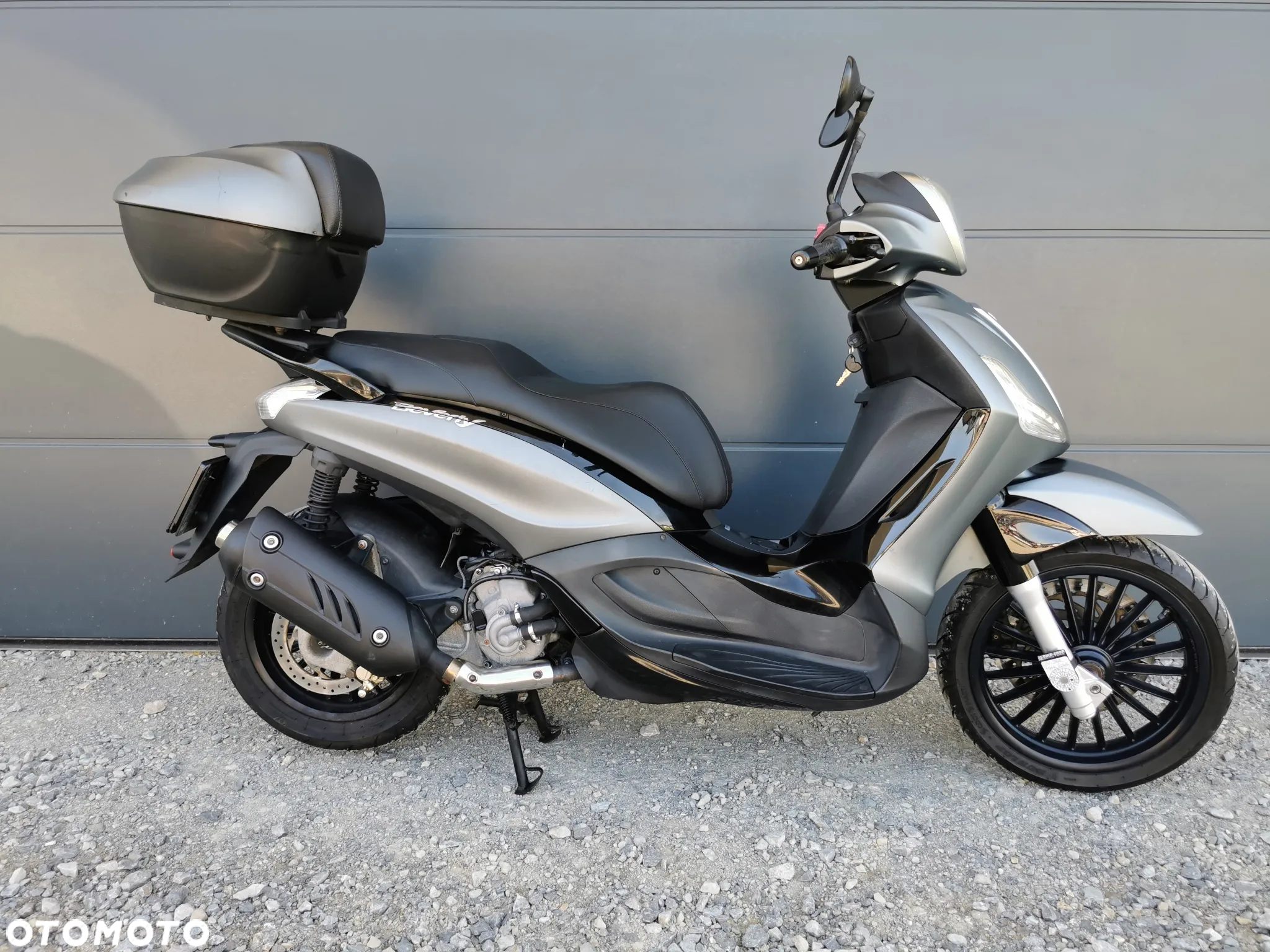 Piaggio Beverly - 2