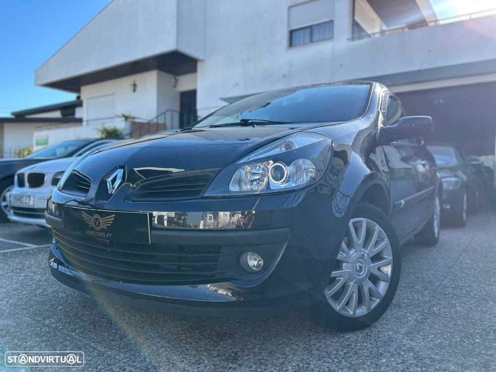 Renault Clio 1.5 dCi Dynamique S - 1