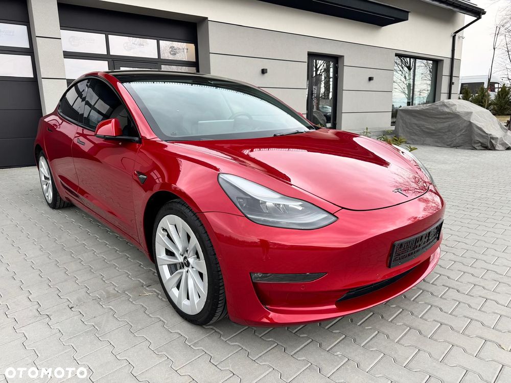 Tesla Model 3 - 6