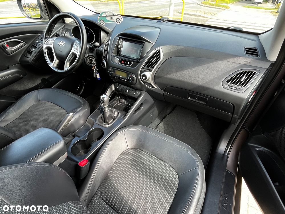 Hyundai ix35 1.7 CRDi 2WD UEFA EURO 2012 Edition - 22
