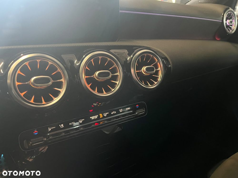 Mercedes-Benz Klasa A 220 d 8G-DCT AMG Line - 34