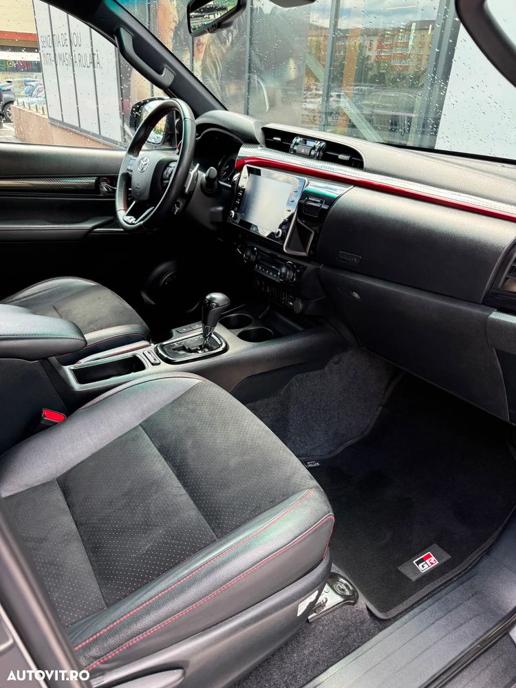 Toyota Hilux 2.8D 204CP 4x4 Double Cab AT GR Sport - 10
