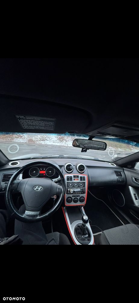 Hyundai Coupe - 13